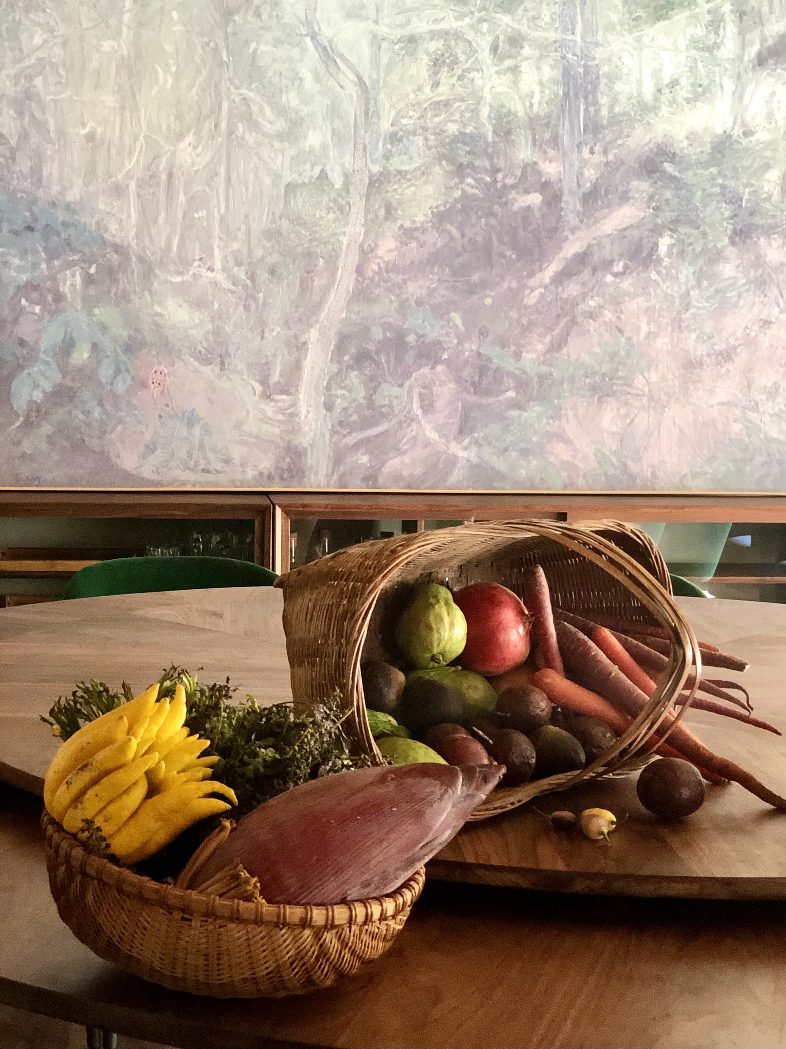 Seasonal Yunnan vegies, with Su Jia Xi's painting as a backgrop in the dining room